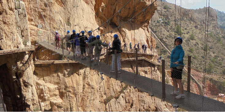 Caminito-del-Rey-brug-hangbrug-ijzeren-Koningspaadje-Koningsweg-pad-Malaga-Spanje