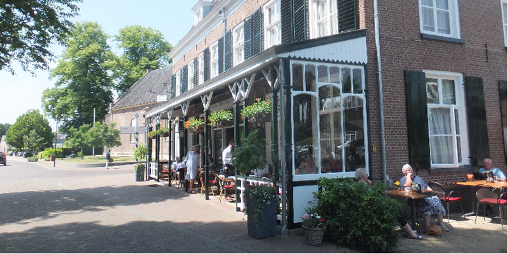 Gouden-Karper-Hummelo-terras-Nederland