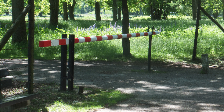 Westerbork-slagboom-ingang-kamp-concentratiekamp-omvang-Nederland