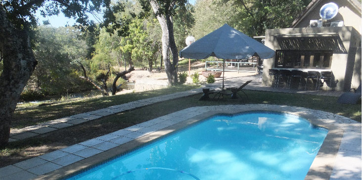 Popa-Falls-lodge-campsite-Divindu-Namibië