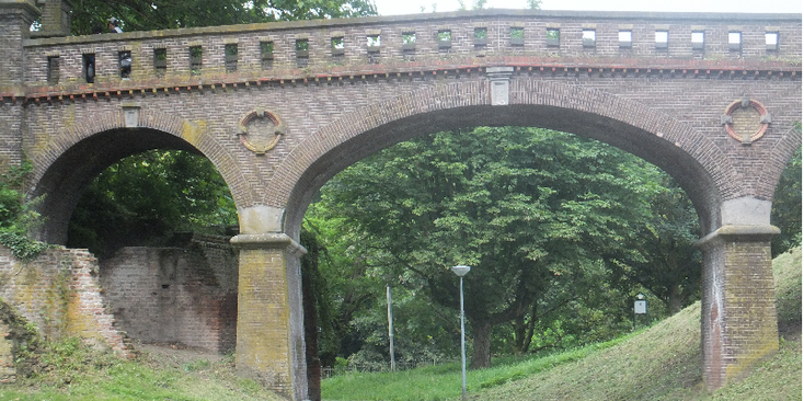 Hunnerberg-brug-Nijmegen-park-Nederland