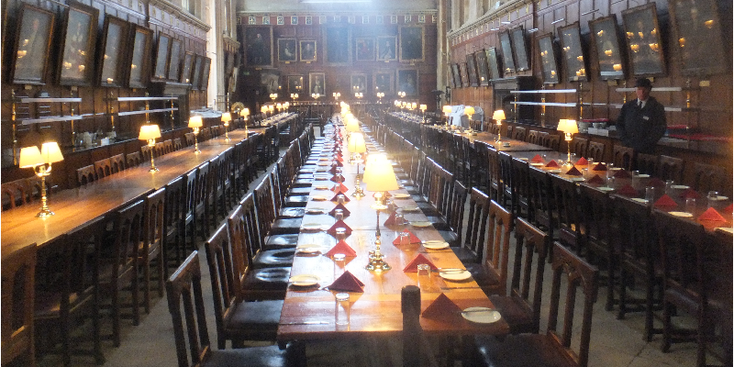 Great-hall-Oxford-universiteit-Harry-Potter-bibliotheek-Engeland
