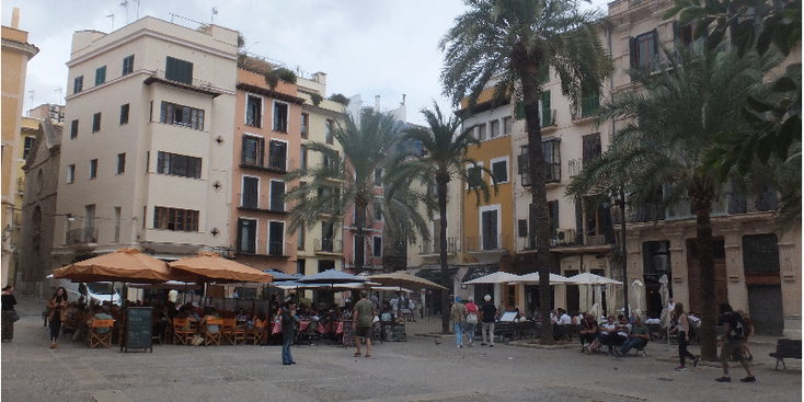 Palma-de-Mallorca-straatleven-plein-Spanje