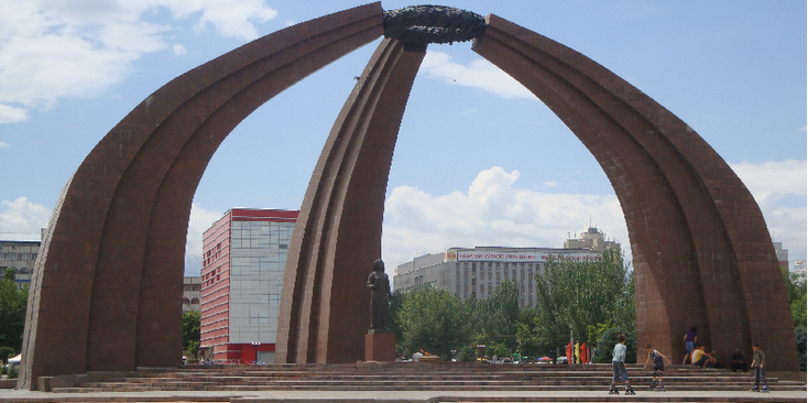 Bisjkek-monument-Kirgizië