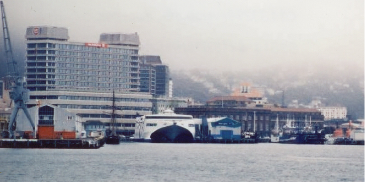 Wellington-veerboot-Picton-haven-Nieuw-Zeeland
