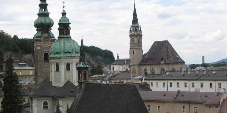 Salzburg-kerk-kerktoren-Oostenrijk