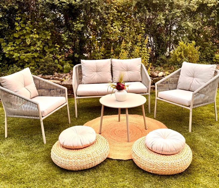 Mietmöbel, Würzburg, Tisch, Stühle, Verleihservice, mieten, leihen, ausleihen, Hochzeit, freie Trauung, Aschaffenburg, Schweinfurt, Nürnberg, Rothenburg, Fulda, Event, Unterfranken, Franken, Bayern, Sitzbank, Loungemöbel, Outdoormöbel, Zelthochzeit