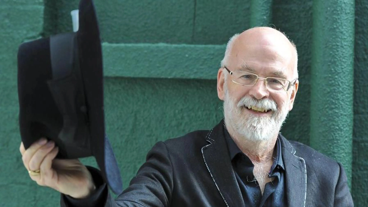 Sir Terry Pratchett (1948-2015)