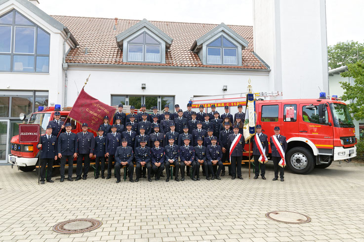 Aktive Mannschaft der Freiwilligen Feuerwehr Jesenwang, zum 150-jährigen Gründungsjubiläum im Juli 2023