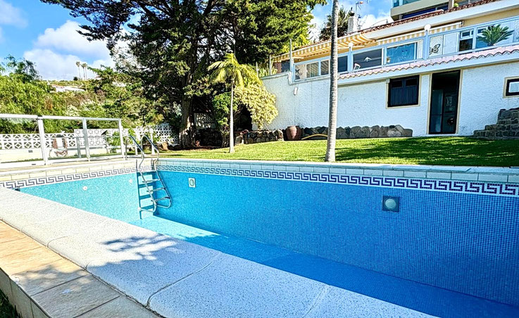 beheizter Pool 8 x 4 Meter 