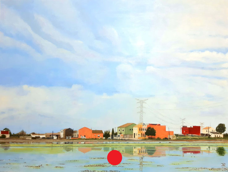 Nubes de tormenta sobre Pinedo con casas reflejadas en el agua y cielo dramático.