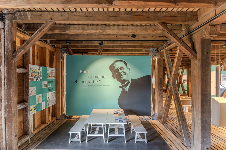 Der Architekt Walter Gropius hatte Geschmack : Bunt ist eine schöne Lieblingsfarbe!