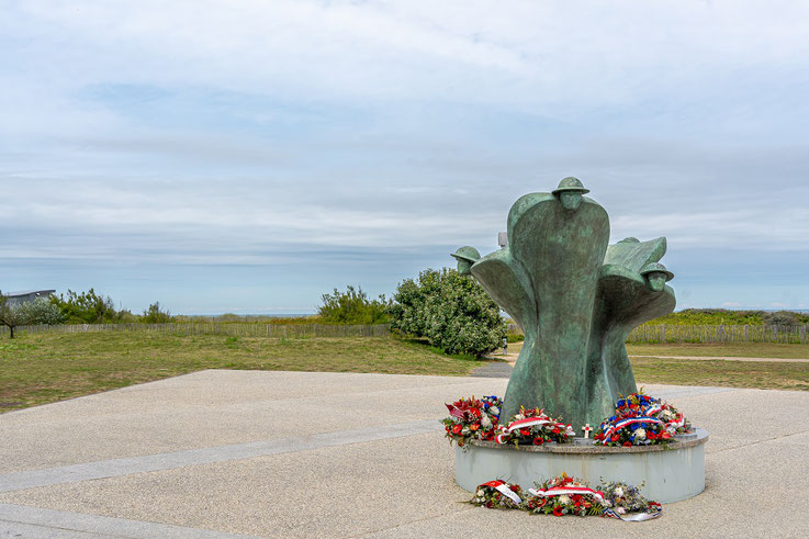 D-Day, Juno Beach, Canadian war monument, Canadian war memorial