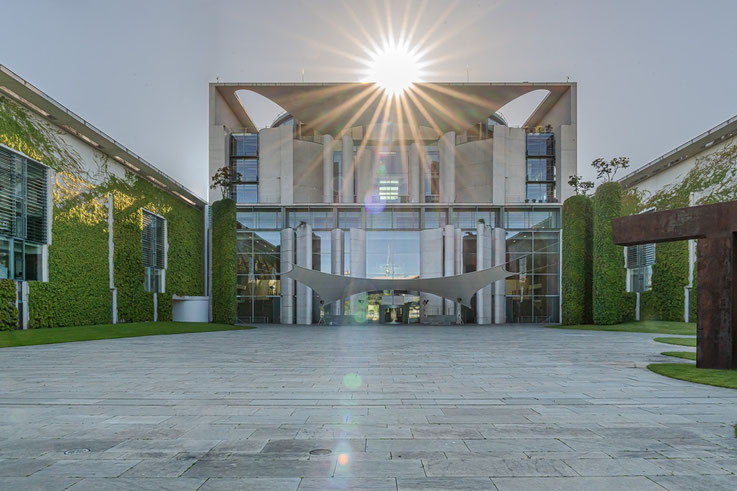 Das Bundeskanzleramt. Dieses Bild dient vorläufig nur dazu, Euch neugierig zu machen