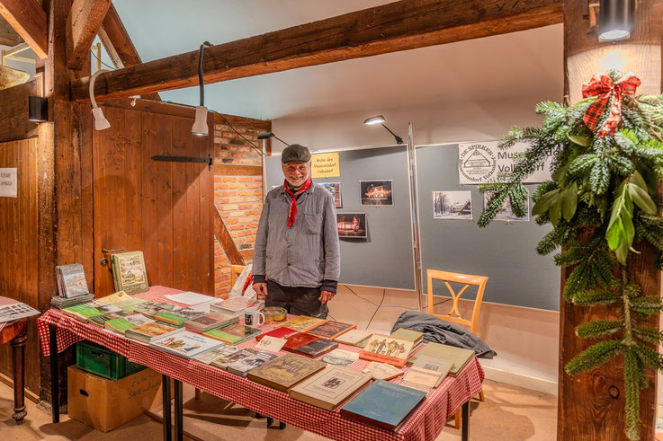Bücherstand zu Geschichte Volksdorfs und des Museumsdorfes