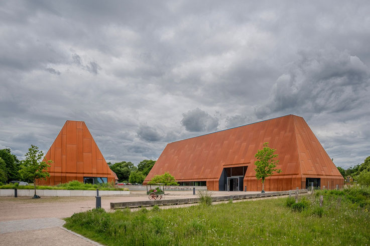 Der Ein - und Ausgang des Museums.