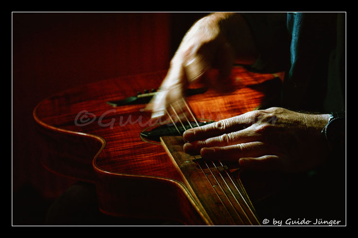 Foto des Tages 21.04.2018 - Magic Hands