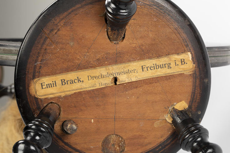 Spinnrad von Emil Brack, Drechslermeister, Freiburg im Breisgau 1910