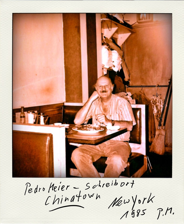 Pedro Meier Schreibort New York Chinatown Manhattan, Polaroid 1985 Pedro Meier Lyriker Schriftsteller Multimedia Artist, Conceptual Art, Gesamtkunstwerk, Haiku, On The Road, Autofiktionales Film Diary, Realität Fiktion, Autorenlexikon Literaturport Berlin