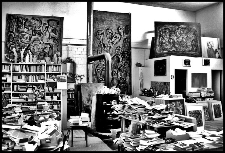 Pedro Meier Atelier Alte Gerberei Aarburg 1996, Wandbilder, Tanzende Babylonische Sklaven, Öl auf Jute. Kanonenofen, Bibliothek, Notizbücher, Leseort Schreibort – Pedro Meier, Haiku Schriftsteller, Lyriker, Multimedia Künstler, Malerpoet, Gesamtkunstwerk