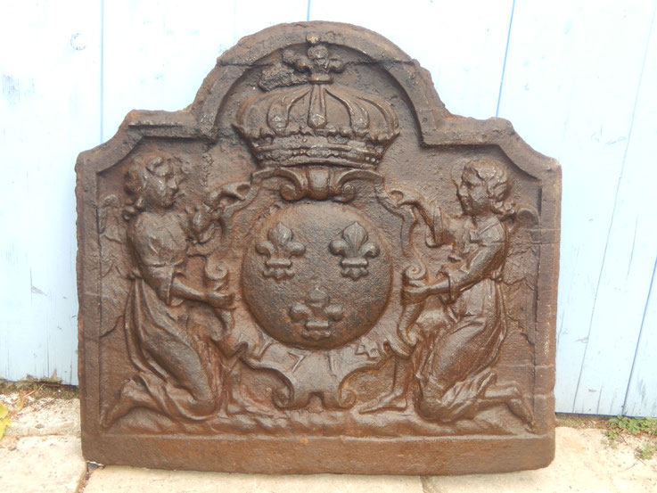 plaque de cheminée louis XIV ancienne 