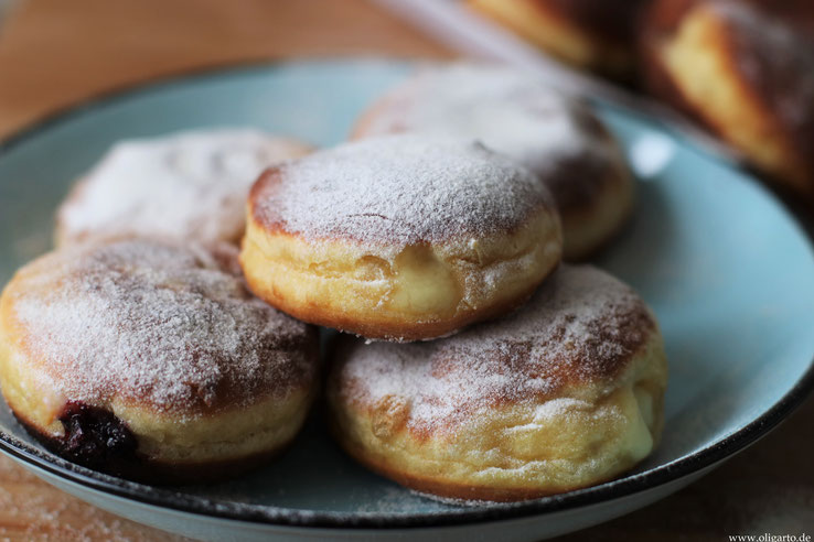 Krapfen mit nativen Olivenöl extra ausgebacken Oligarto Blogzine Rezepte