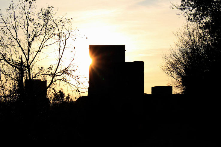 Château de Puivert au coucher du soleil