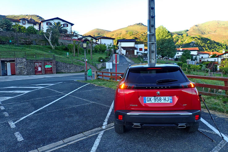 Parking de Zugarramurdi, très joli petit village espagnol.