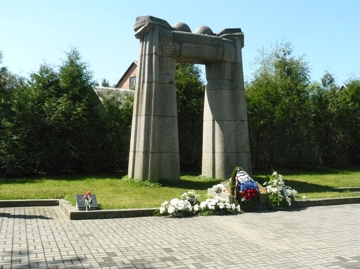 Памятник воинам, погибшим за освобождение г. Алитуса