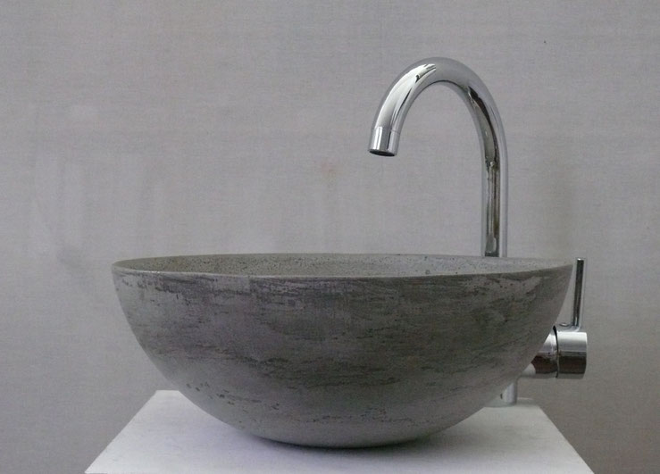 LEOSTEEN, Badgestaltung, Fussboden, Steinboden, Naturprodukte, Badsanierung, beton cire, betonboden, betonarbeitsplatte, betonbad, betonbeschichtung, betonboden, betoncire, betoncire, betonboden, betoncirenatur, betondusche, betoneffekt, betonküche, beton