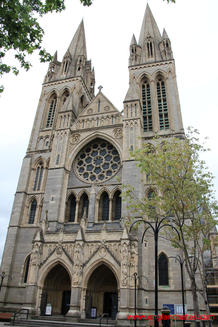 Sehenswürdigkeiten und Reisetipps Truro, England: Kathedrale von Truro