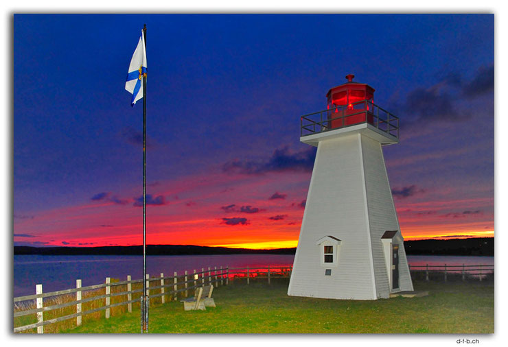 Lighthouse at Battery Provincial Park, Kanada.