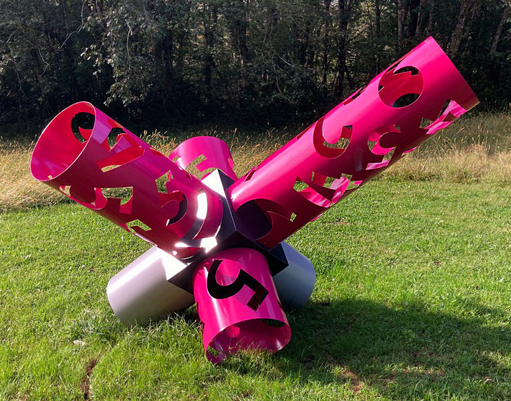 paolo grassi pink panther sculpture outdoor view with vibrant pink tubes and numeric cut-outs