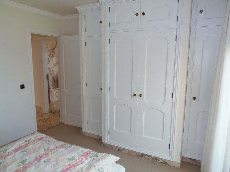 Einbauschrank