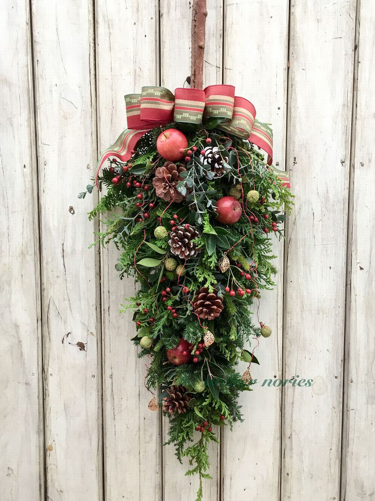 クリスマススワッグ