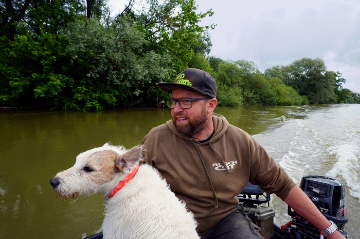 Welsangeln in Deutschland mit Welsguide Peter Merkel auf den Rhein und Neckar