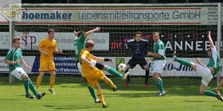 Auftakt zum Torreigen: Jan-Hendrik Westermann trifft in der zweiten Minute zur VfL-Führung