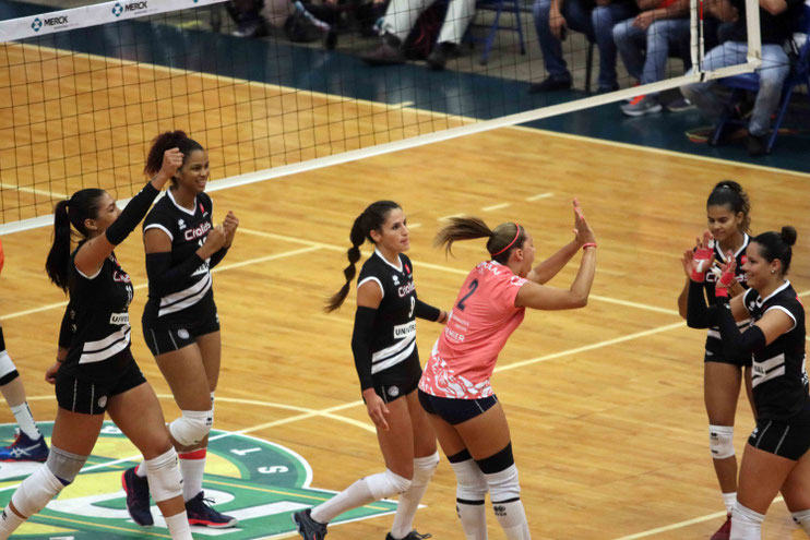 Las Criollas de Caguas actuales Tetracampeonas de la LVSF buscarán otra sortija de campeonato para convertirse en PENTACAMPEONAS / Foto por Heriberto Rosario Rosa