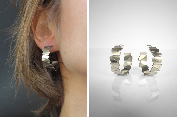 Boucles d'oreilles créoles FACE-A-FACE,  argent recyclé, éthique, responsable, Nelly CHEMIN facettes, organique, irrégulier, prisme, triangle, géométrique, écailles
