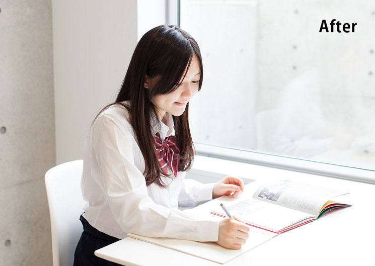 前向きになり勉強に励む女子高生