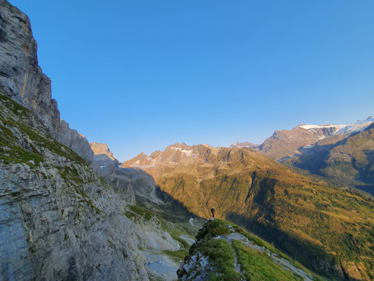 Wendenstöcke, Pfaffenhut, Voie du frère, klettern Mehrseillängen, Berneroberland, BEO, Extrem West, Wenden, Wasserrillen