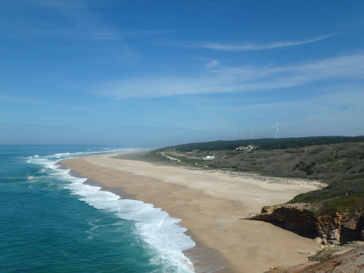 Praia do Norte – Nazaré Portugal van life