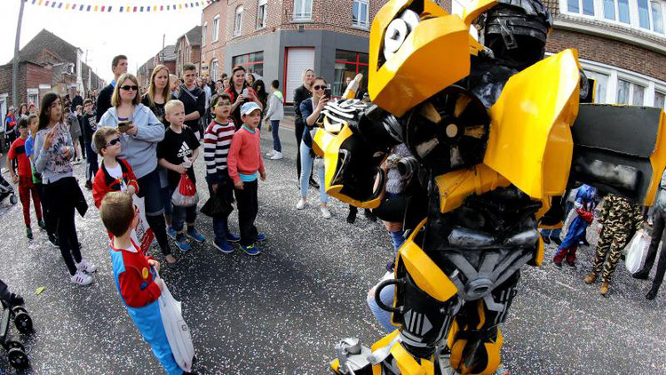 CARNAVAL TRANSFORMERS PARADE GROUPE CARNAVALESQUE