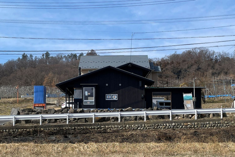 長野県　松本市　安曇野市　建築設計事務所　建築家　news設計室　丸山和男　住宅設計　設計監理　haamaiの家　信州産カラマツT＆Tパネル