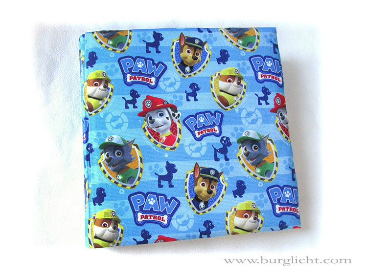 Fotoalbum für Kinder, Lizenz-/Motivstoff Jersey PAW Patrol, Hardcover-Bucheinband gepolstert, 30cm x 30cm, 100 Seiten weiß, mit Pergamin.