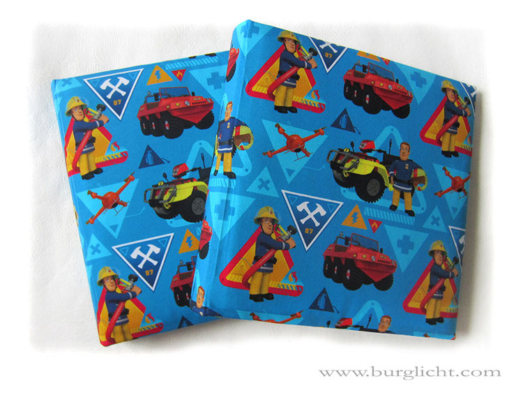 Kinderalbum, 30cmx30cm, 100 Seiten weiß, gepolsterter Bucheinband mit Motivstoff bezogen.
