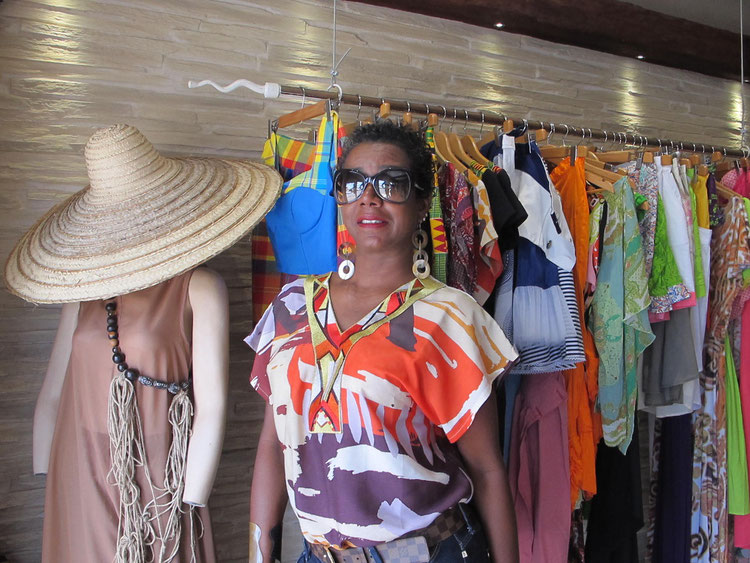 Claudia Portecop, gérante de la boutique Les Créateurs.