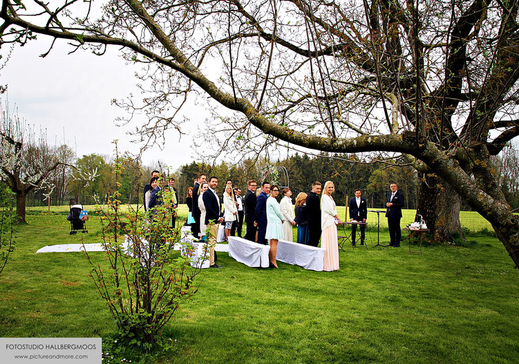 Kunstvolle Hochzeitsbilder - Iris Besemer Fotostudio Hallbergmoos - picture&more FOTOGRAFIE international www.pictureandmore.com