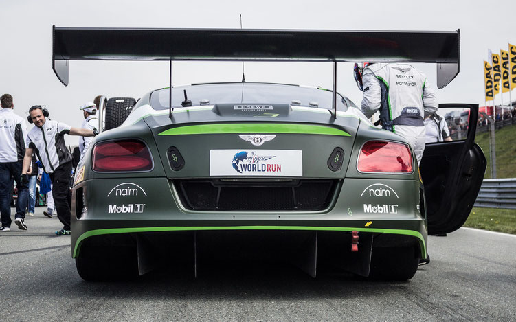 Ready for the race ... Bentley Continental GT3