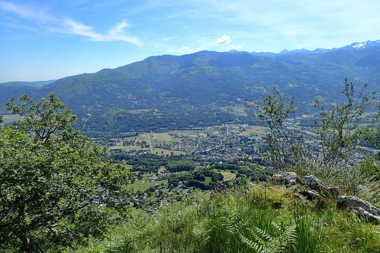 Qui me permet de rejoindre une petite proéminence : le Castet Sarrazi. Vue sur Argelès.